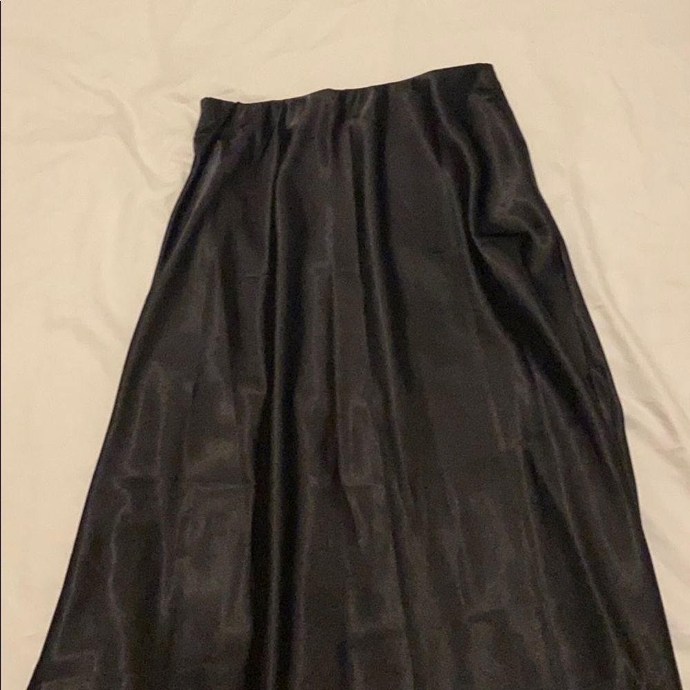 New look satin midi skirt never worn, women size 6